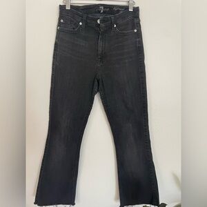 Seven foe all
Mankind black stretchy high waisted crop flare jeans size 28